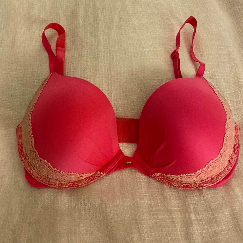 Victoria’s Secret Fabulous Bra